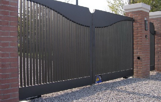 Купить новые ворота Абакан откатные в Большом Камне по цене от 83305 руб